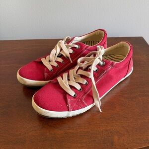 Taos Footwear Red Women's Sneakers